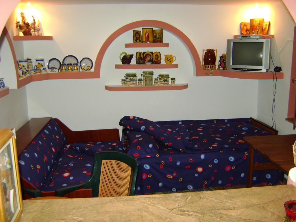 Casa De Vacanta Pravdencu Hotel Mahmudia Exterior foto